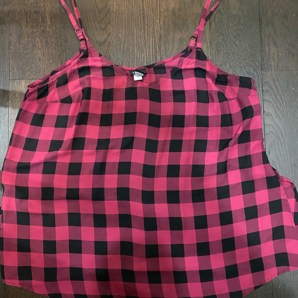 Torrid size 2 checkered tank